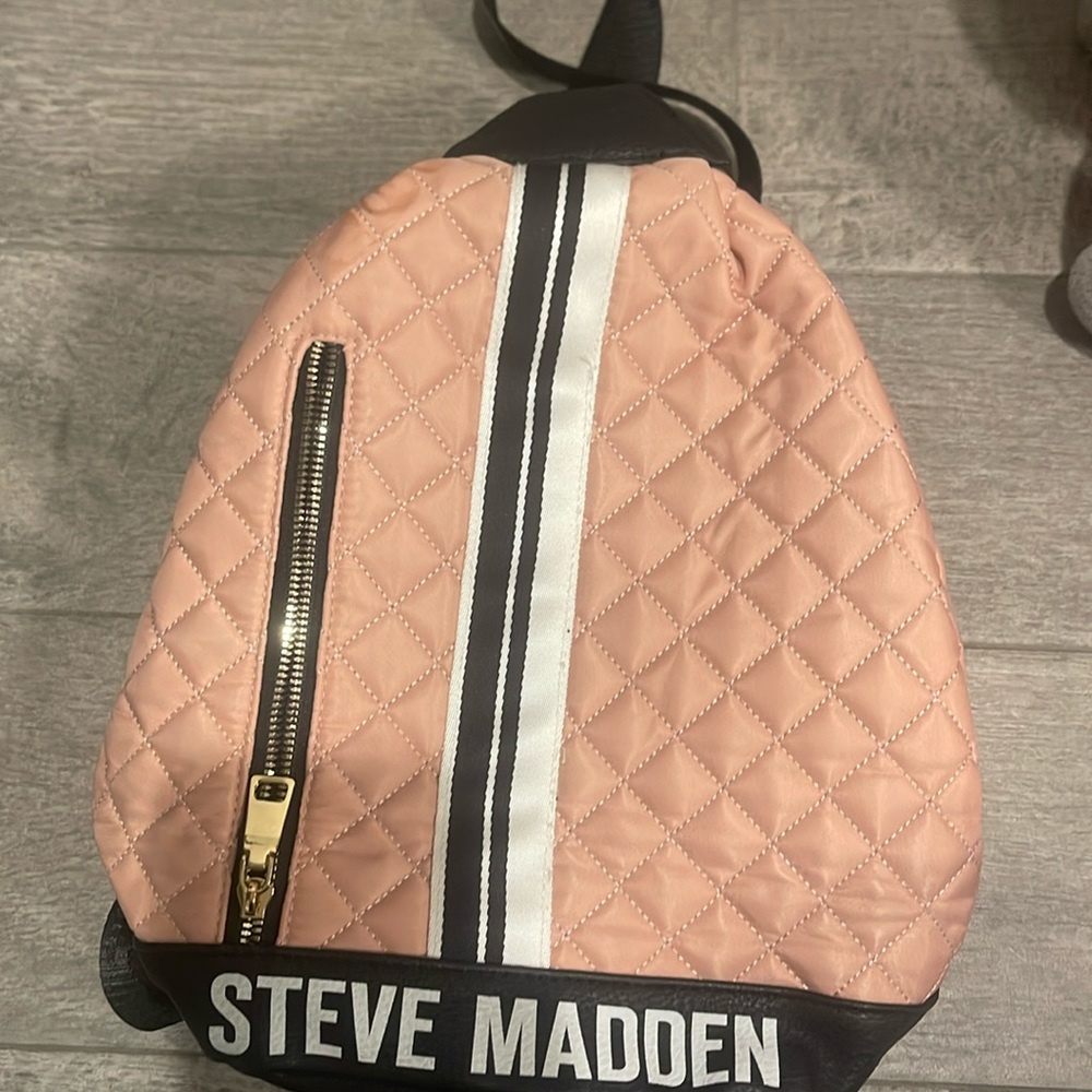 Steven Madden Crossbody